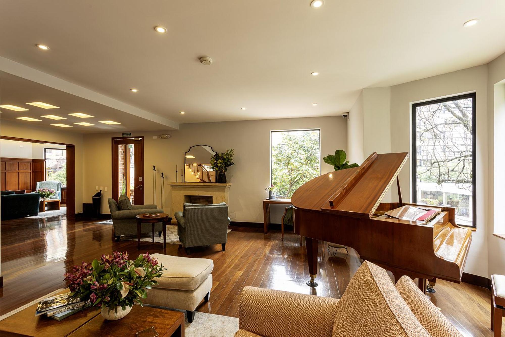 Hotel Bh La Quinta Μπογκοτά Εξωτερικό φωτογραφία