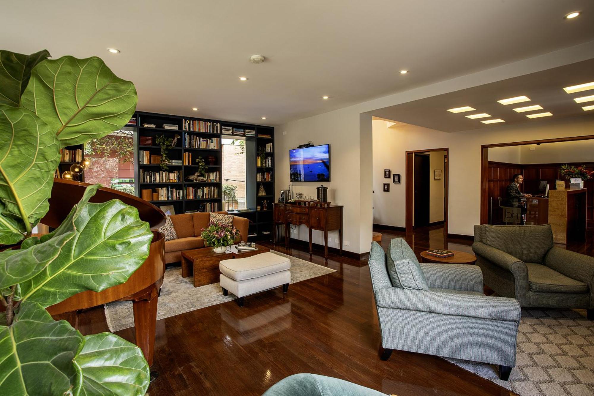 Hotel Bh La Quinta Μπογκοτά Εξωτερικό φωτογραφία